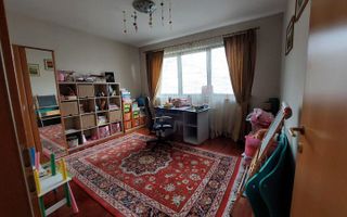 Casă cu 5 camere. de vânzare in Floresti, zona Parcului Poligon. - Poză 13