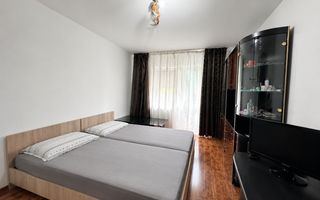 Apartament 3 camere spatios de vanzare în zona - Tractorul - Poză 9