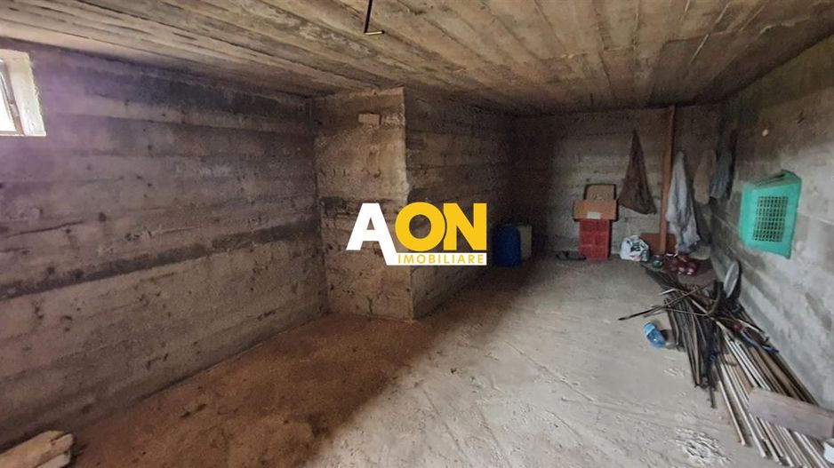 1/2 Duplex 5 camere S+P+M cu garaj 576 mp teren - Poză 9