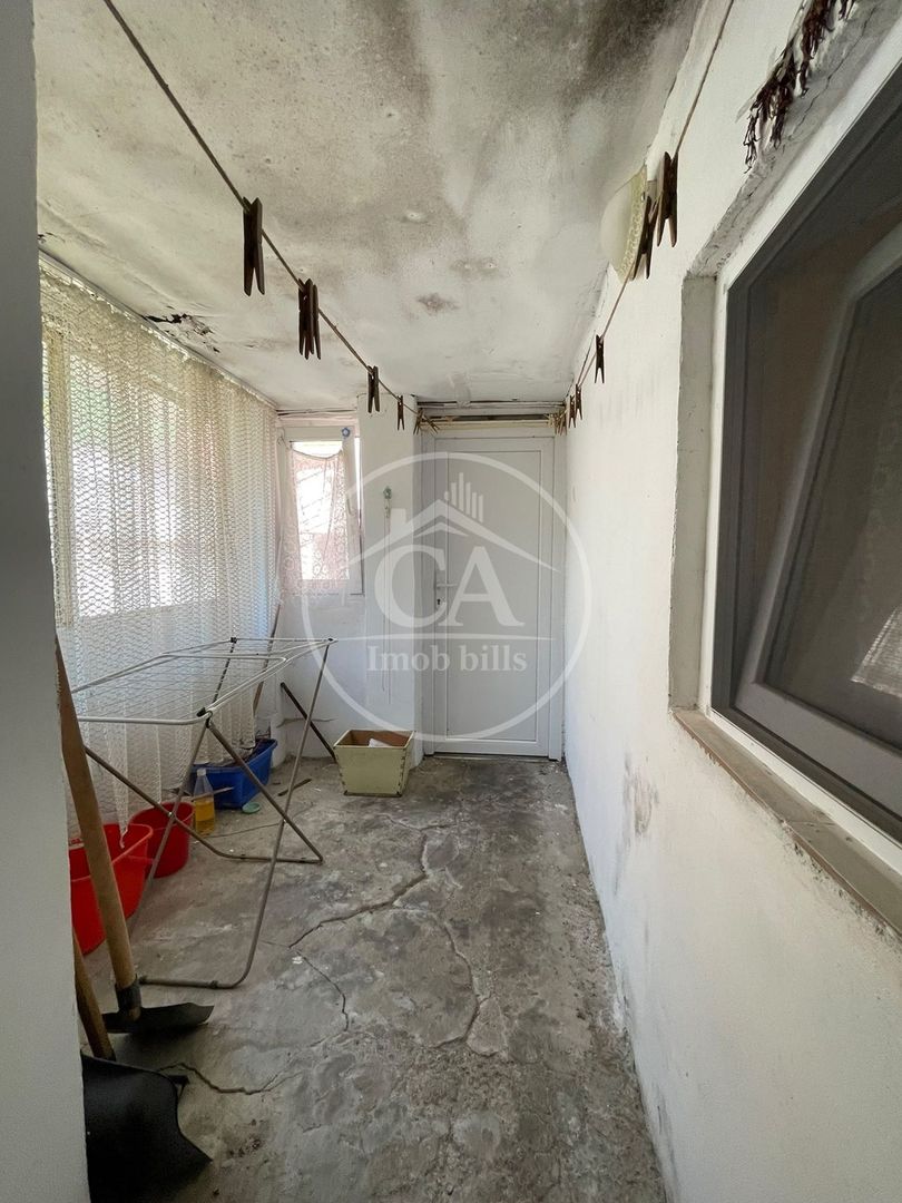 Casa de vanzare cu 4 camere in zona Nufaru,  Oradea - Poză 15