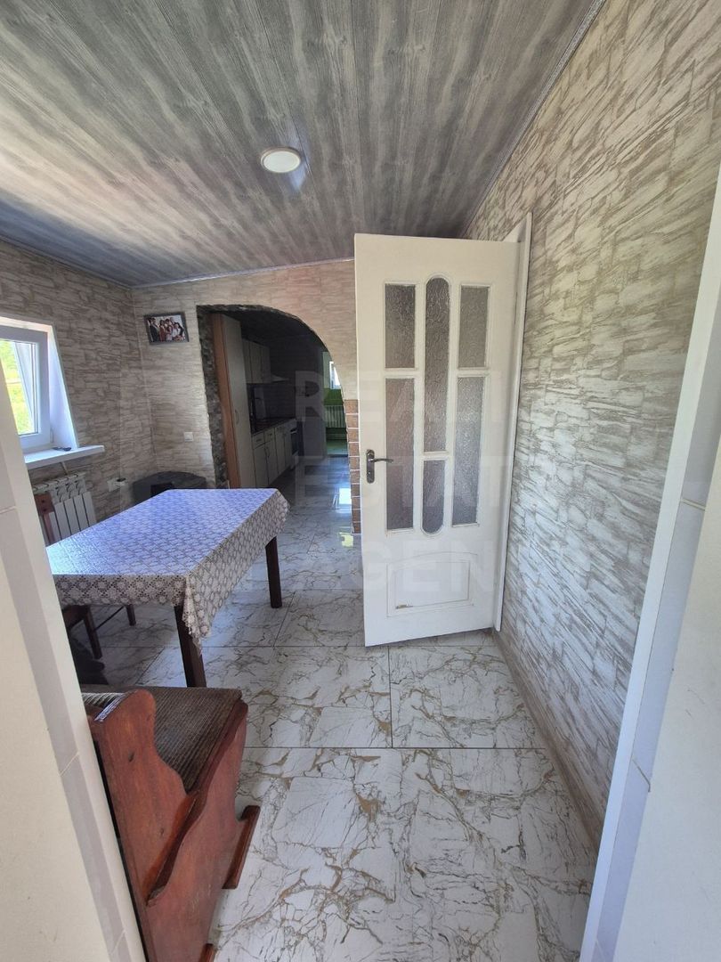 Vânzare, 2 case pe un teren, Hăsnășenii Noi, raionul Drochia - Poză 7