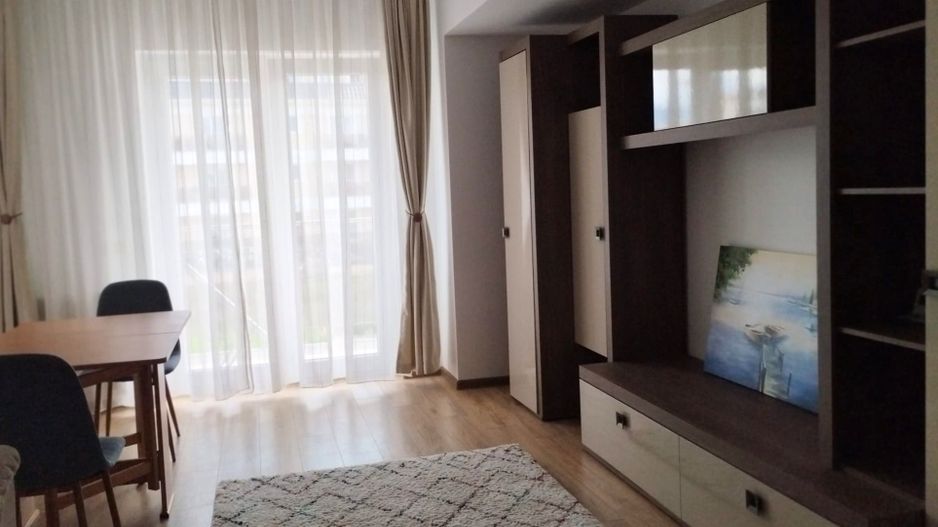 2 Camere Decomandat Orientare Sudică Bella Vista Brașov Aproape de Coresi - Poză 2