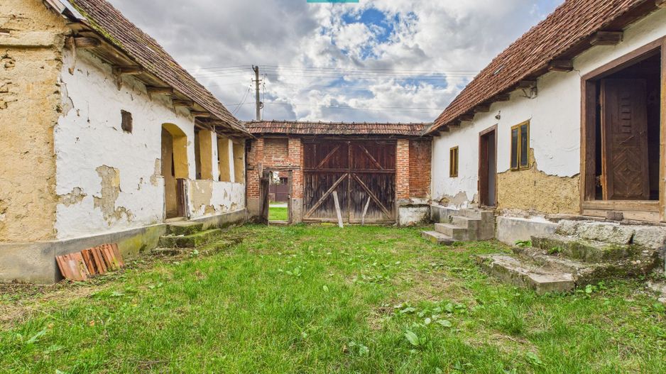 Casă cu 4 camere în Buhani, Dezna - Poză 10