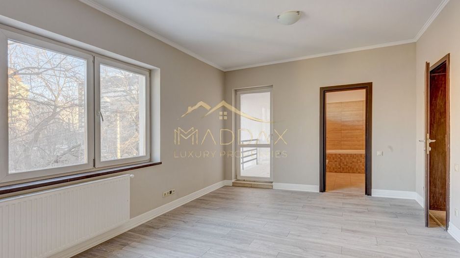 Vila ***400mp*** + Curte Proprie // zona Aviației - Poză 16