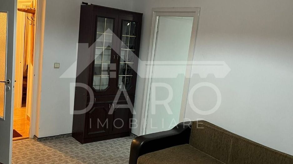 INCHIRIEZ APARTAMENT CU DOUA CAMERE UTRACENTRAL - Poză 2