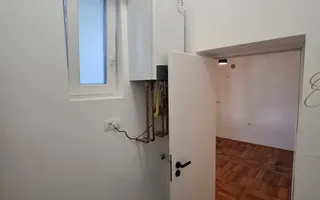 Semicentral-Balcescu, 3 camere renovat, Centrala gaz, - Poză 12