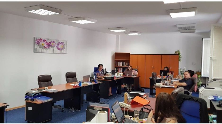 Ag BRASADAS închiriază vila cu 22 camere Piata Universitatii - Poză 7