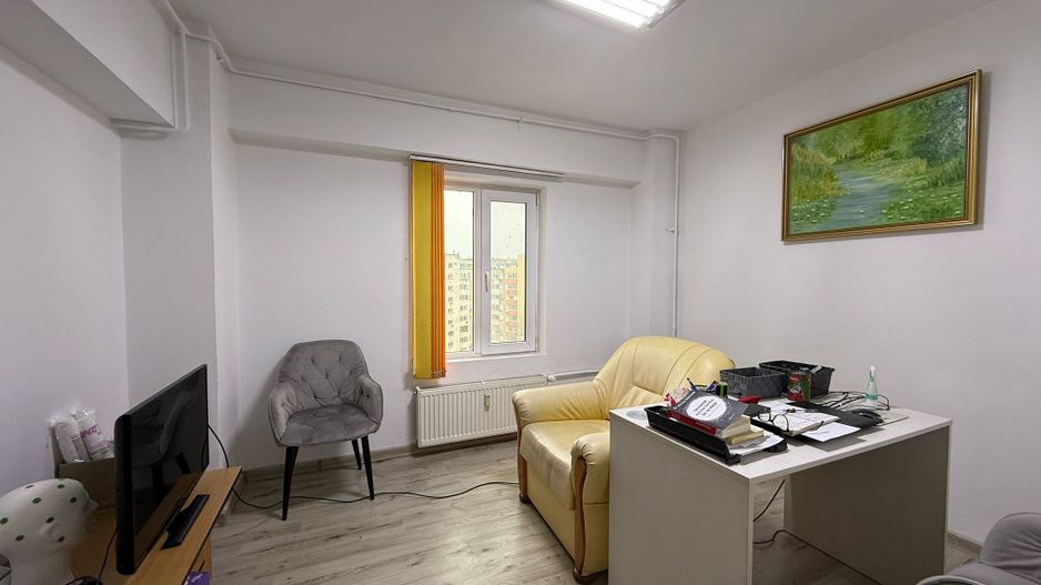 DE VANZARE | 3 CAMERE DECOMANDAT | CALEA CĂLĂRAȘILOR | METROU 5 MINUTE MUNCII - Poză 2