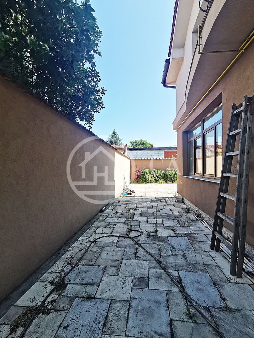 Casa de închiriat cu 7 camere în zona Dimitrie Cantemir, Oradea - Poză 26