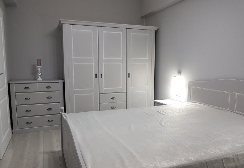 Închiriere 2 Camere Ultracentral, Vedere Dambovita, Renovat - Poză 10