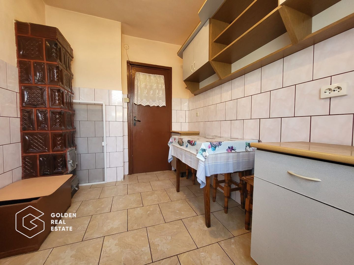 Apartament 3 camere, oras Lipova - Poză 6
