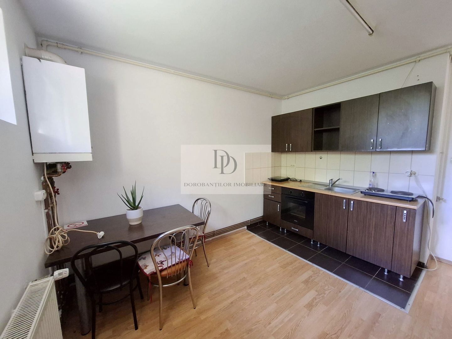 Apartament cu Potențial Investițional + Boxǎ | Zona Andrei Mureșanu - Poză 6
