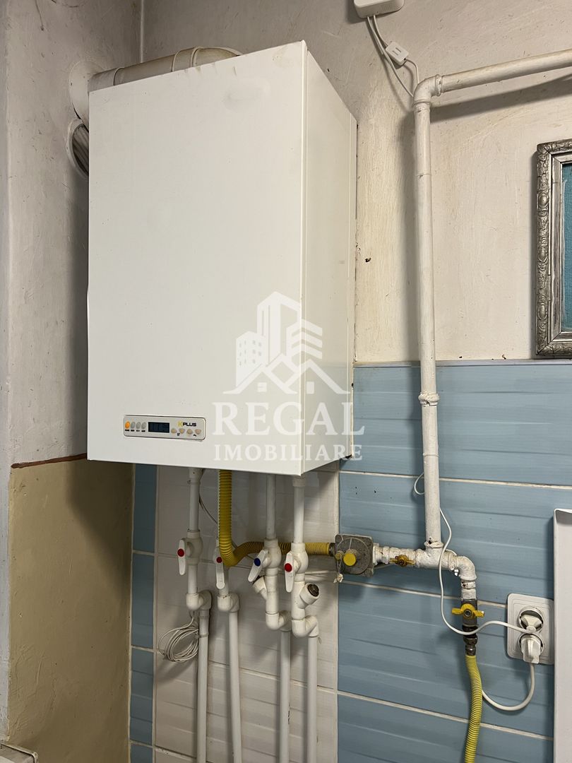 Apartament de vânzare în exclusivitate – Zona Micro 4 etaj 2/4 - Poză 9