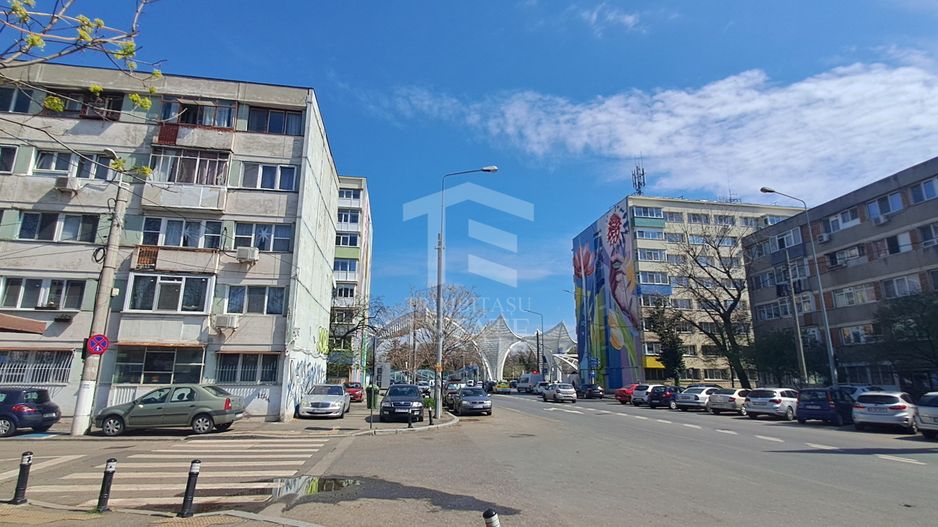 2 camere langa Metrou Eroii Revolutiei - Poză 1