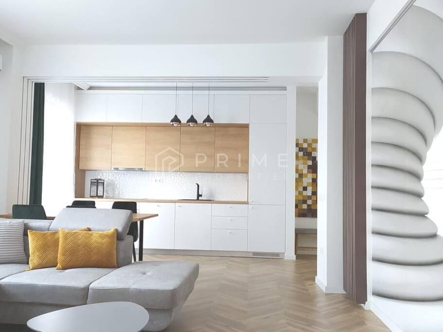 Apartament 2 camere lux de închiriat, central, bloc nou, loc parcare - Poză 19