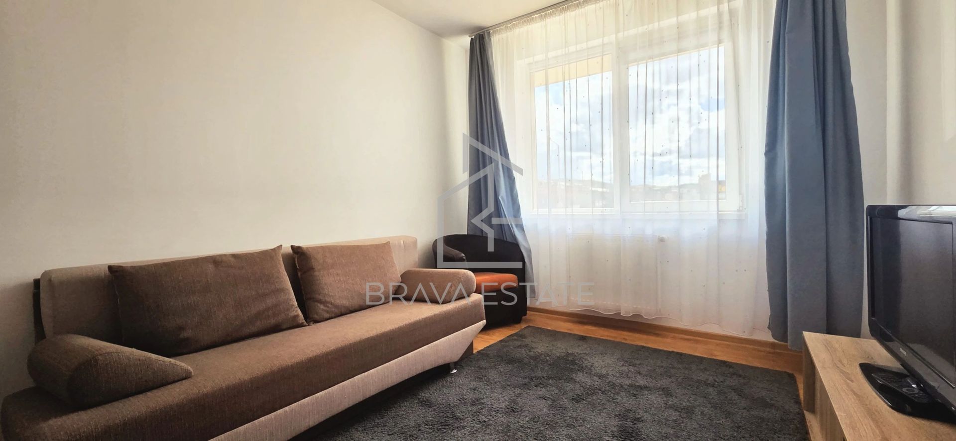 Apartament de închiriat 40 mp, parter,loc de parcare,  zona Eroilor, Floresti - Poză 2
