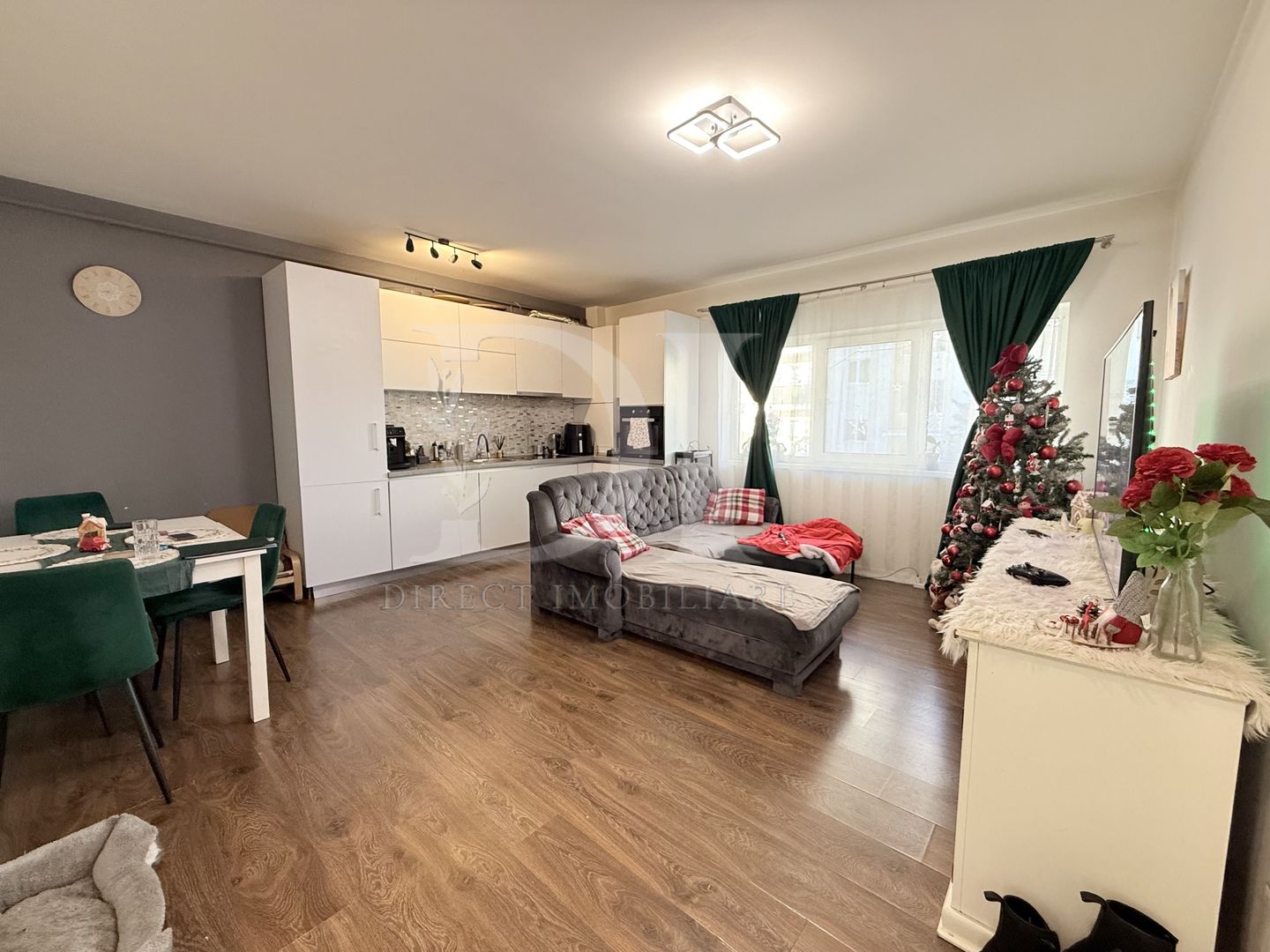 Apartament 3 camere / gradina proprie / Zona Eroilor - Poză 1