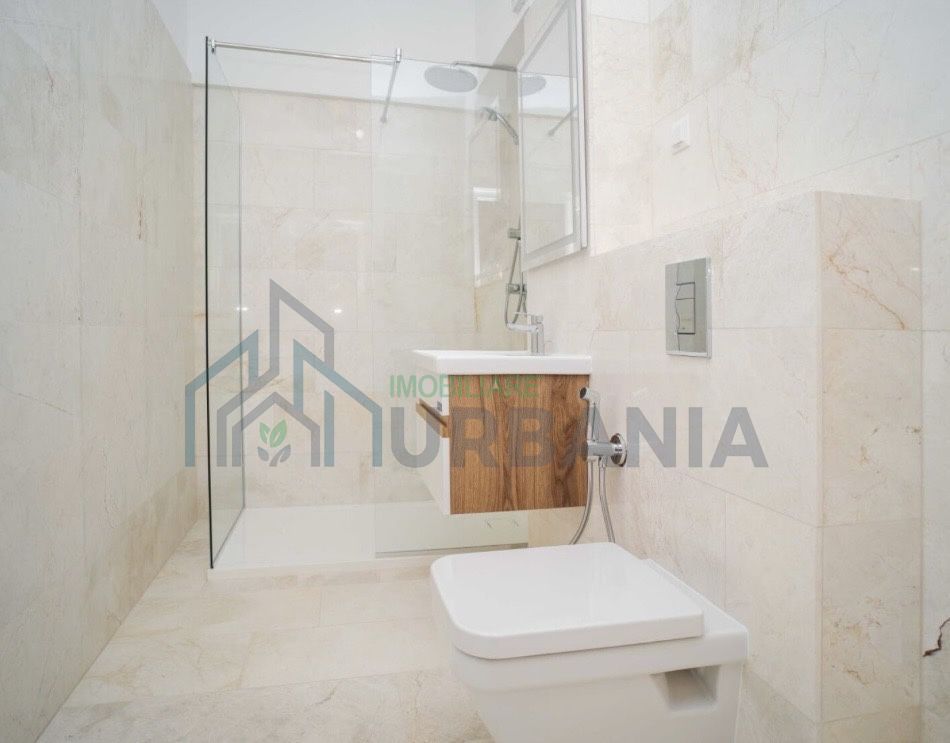 Apartament cu 2 camere în Royal Town, Iași – ideal pentru birouri, cabinete sau spații comerciale - Poză 3
