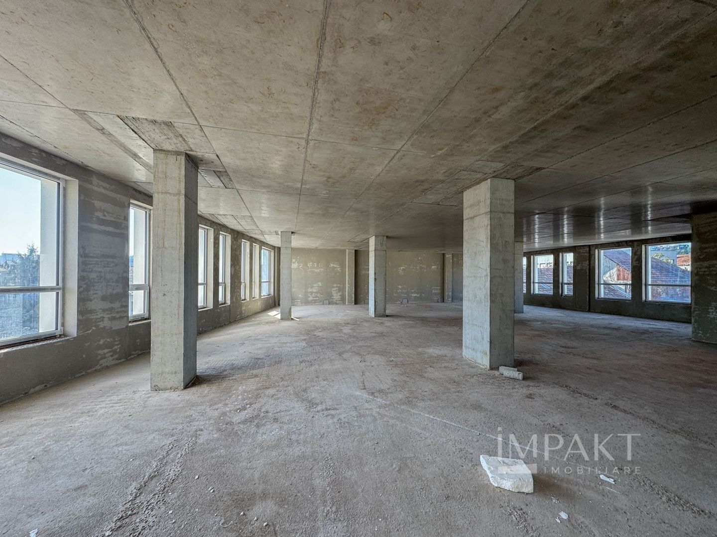 Imobil versatil cu functiuni mixte zona P-ta Mihai Viteazul - Poză 8