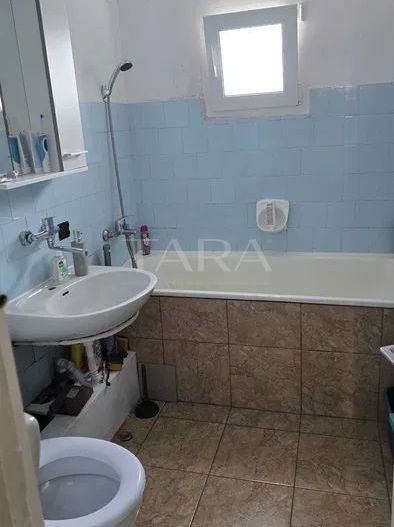 Apartament cu 4 camere, în zona BRD Mărăști – aproape de Centru. - Poză 5