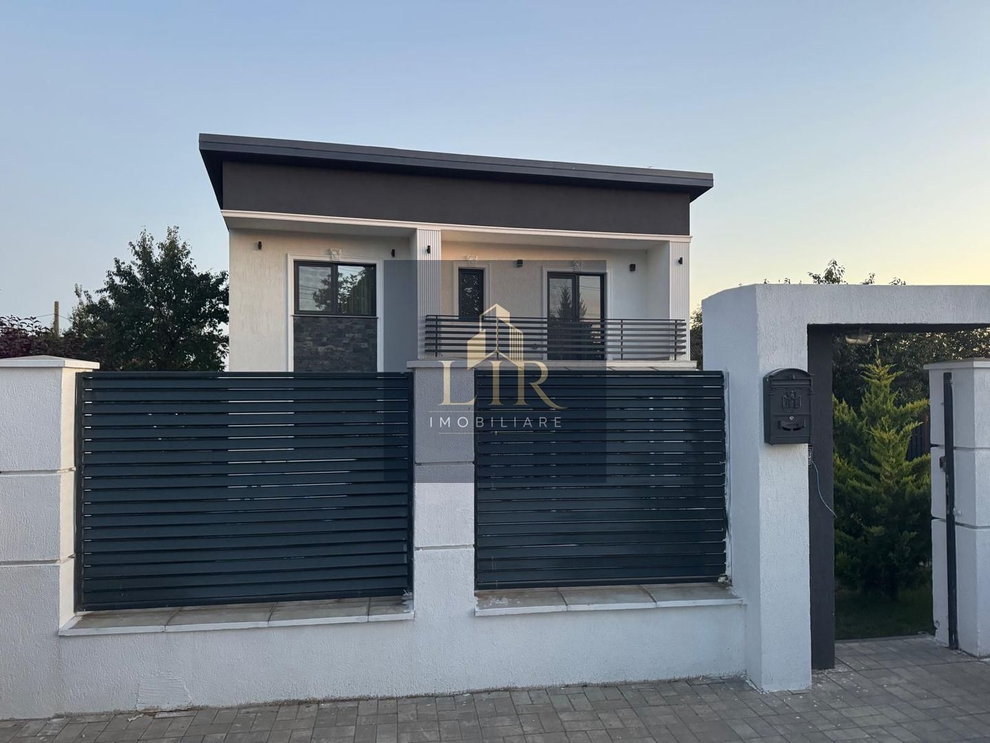 Casa moderna mobilata si utilata- Valea Lupului - Iasi - Poză 13