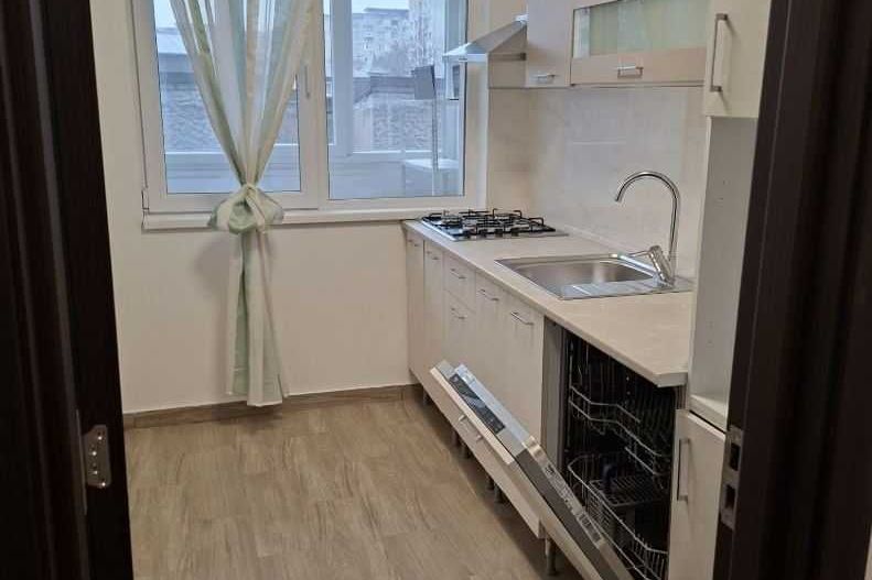 Apartament modern 2 camere Giulești Renovat premium - Poză 2