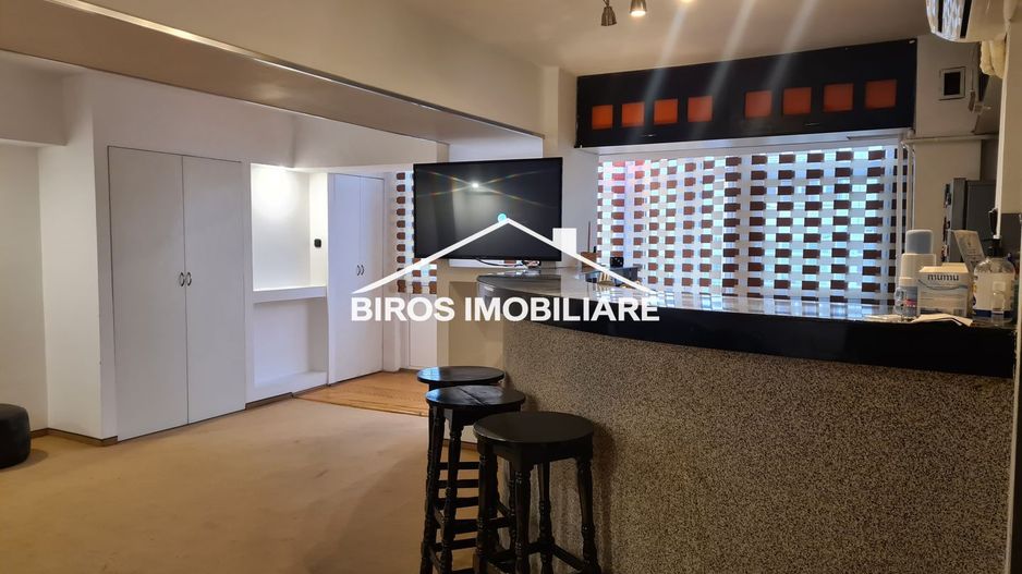 2 camere 93 mp Calea Bucuresti - Vodafone - Poză 1