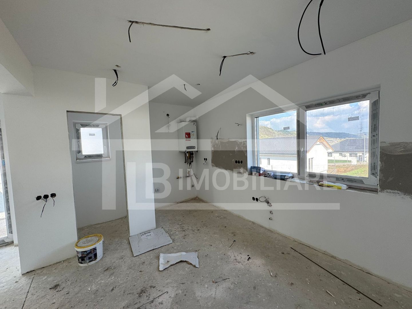 Casa cu 3 camere, 82mp, parcare, Zona Livezeni - Poză 4