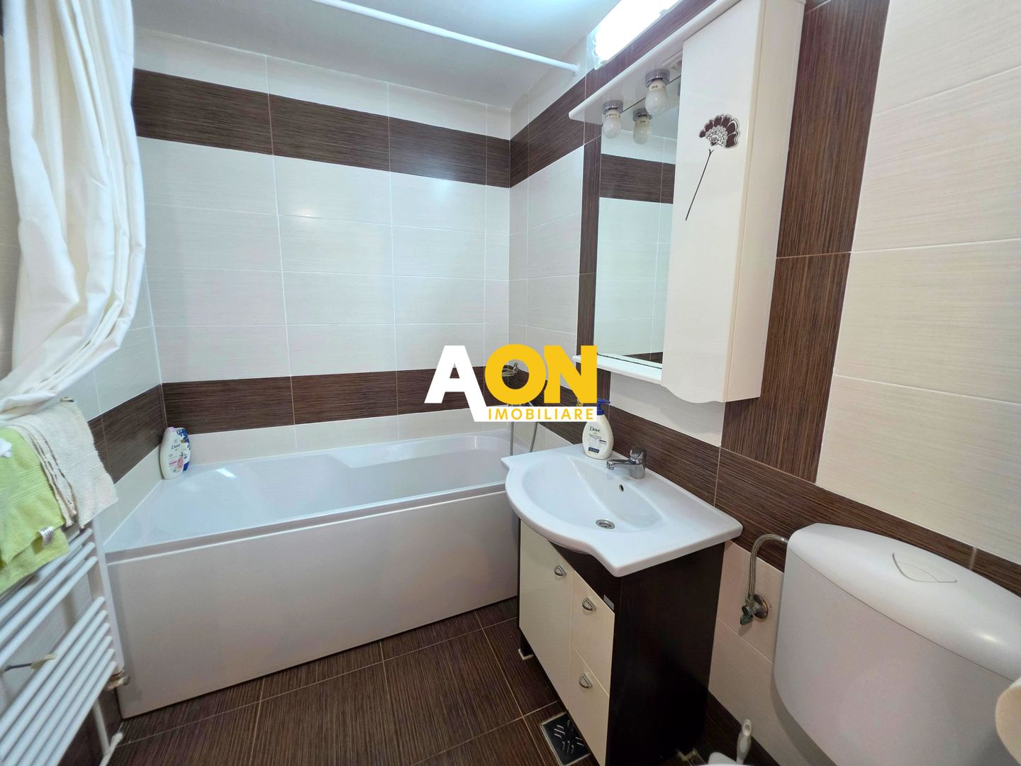 Apartament 3 camere, etaj 2, mobilat, utilat, zona Tolstoi Cetate - Poză 9