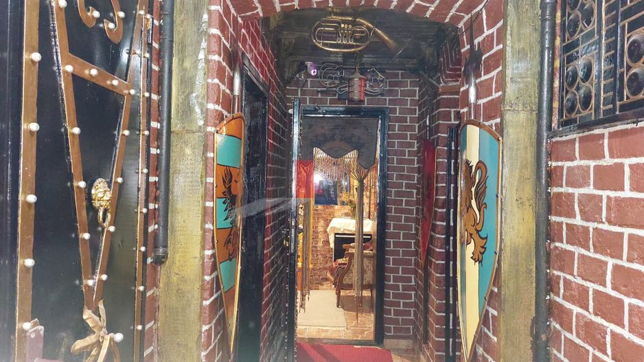 Spatiul "MEZEPOKA" , Amzei, SPATIU COMERCIAL IN ACTE, intrare separata, 82 mp - Poză 3