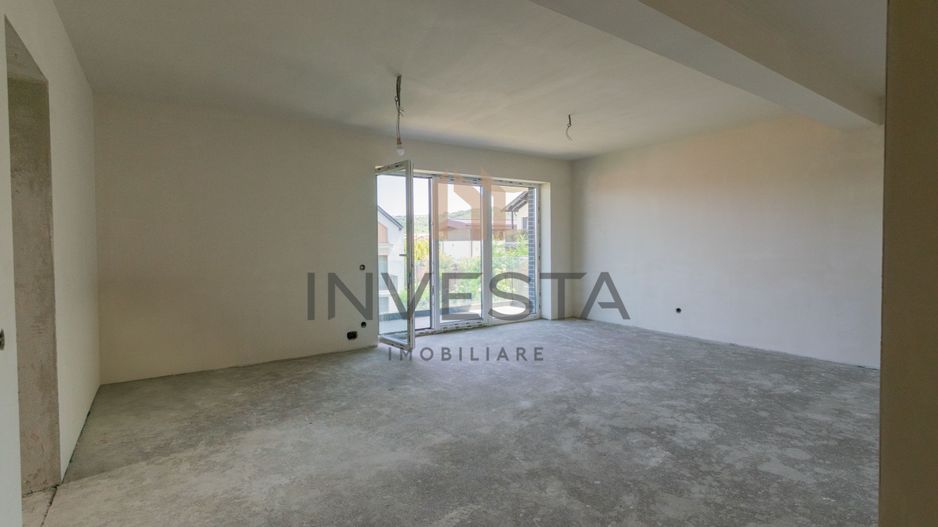 APARTAMENT DE VANZARE 5 CAMERE | CURTE PROPRIE | PANORAMA - Poză 2
