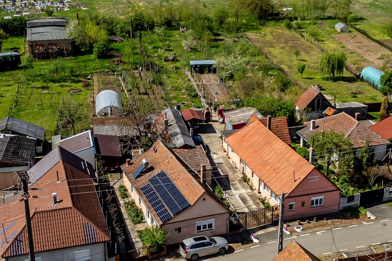 Proprietate vândută Casă spațioasă cu teren generos in Ghioroc - Poză 6