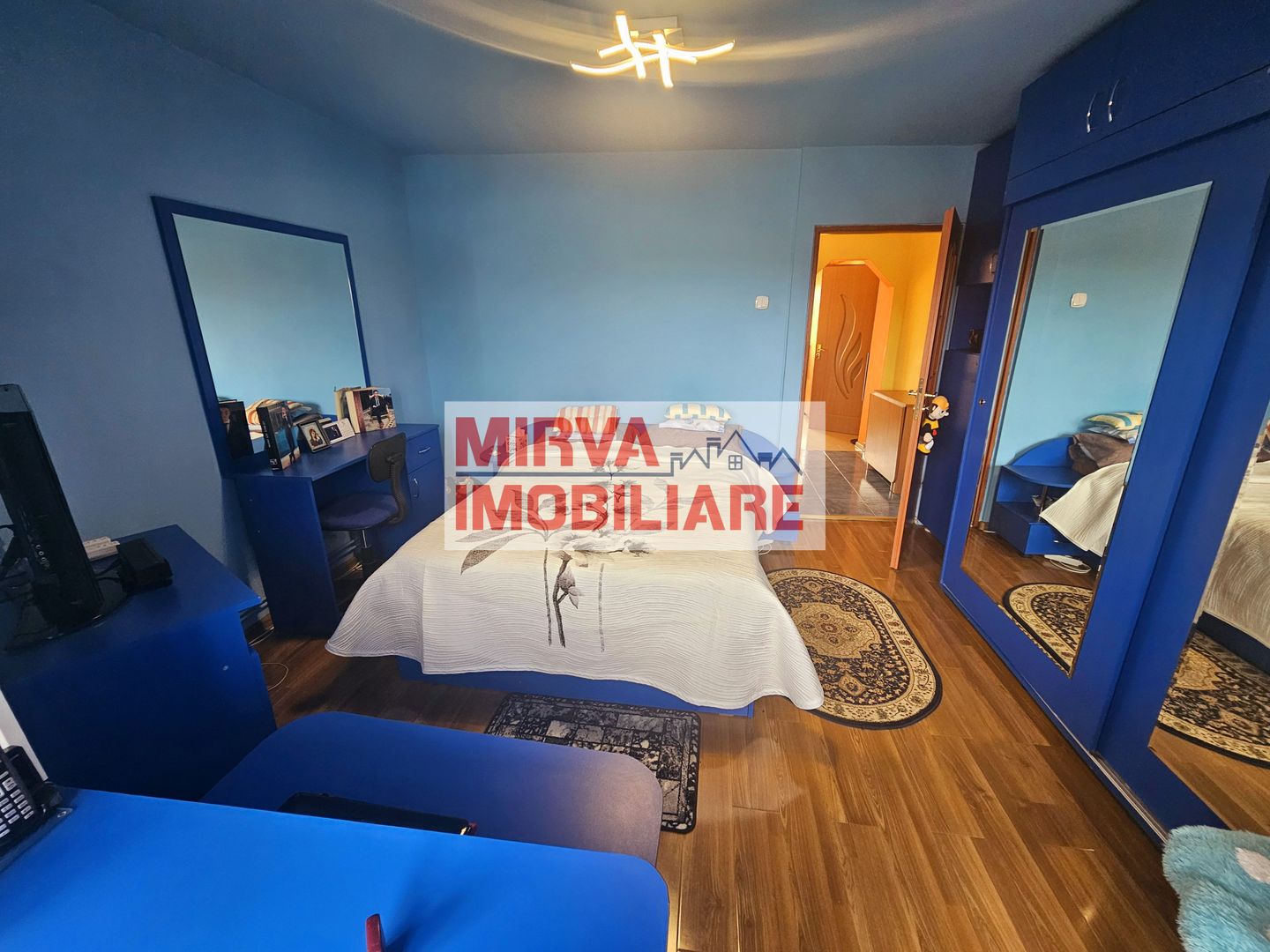 Vanzare apartament 2 camere, mobilat si utilat, in Plopeni - Poză 10