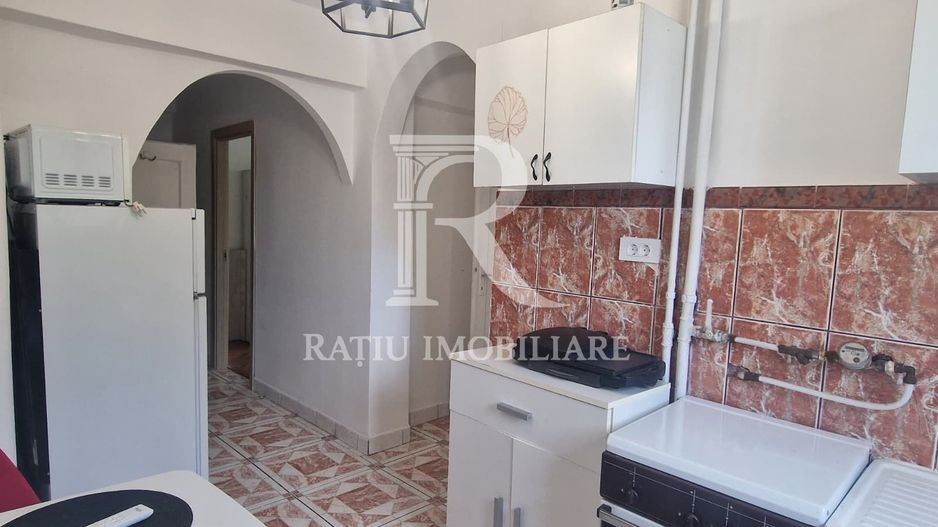 Apartament cu 2 camere | Piata 1 Decembrie | Ultracentral | Oradea - Poză 3