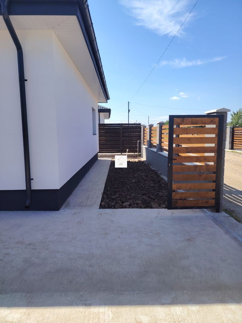 Casa 4 camere Darza - Poză 4