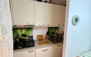 Etaj 2. Cu centrala proprie. Zona Bucovina - Poză 2