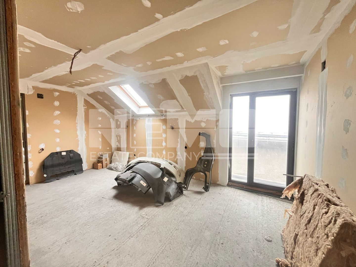 Vanzare/Inchiriere Penthouse +Pod  6 Camere 227 Mp I Suceava/Scheia - Poză 8