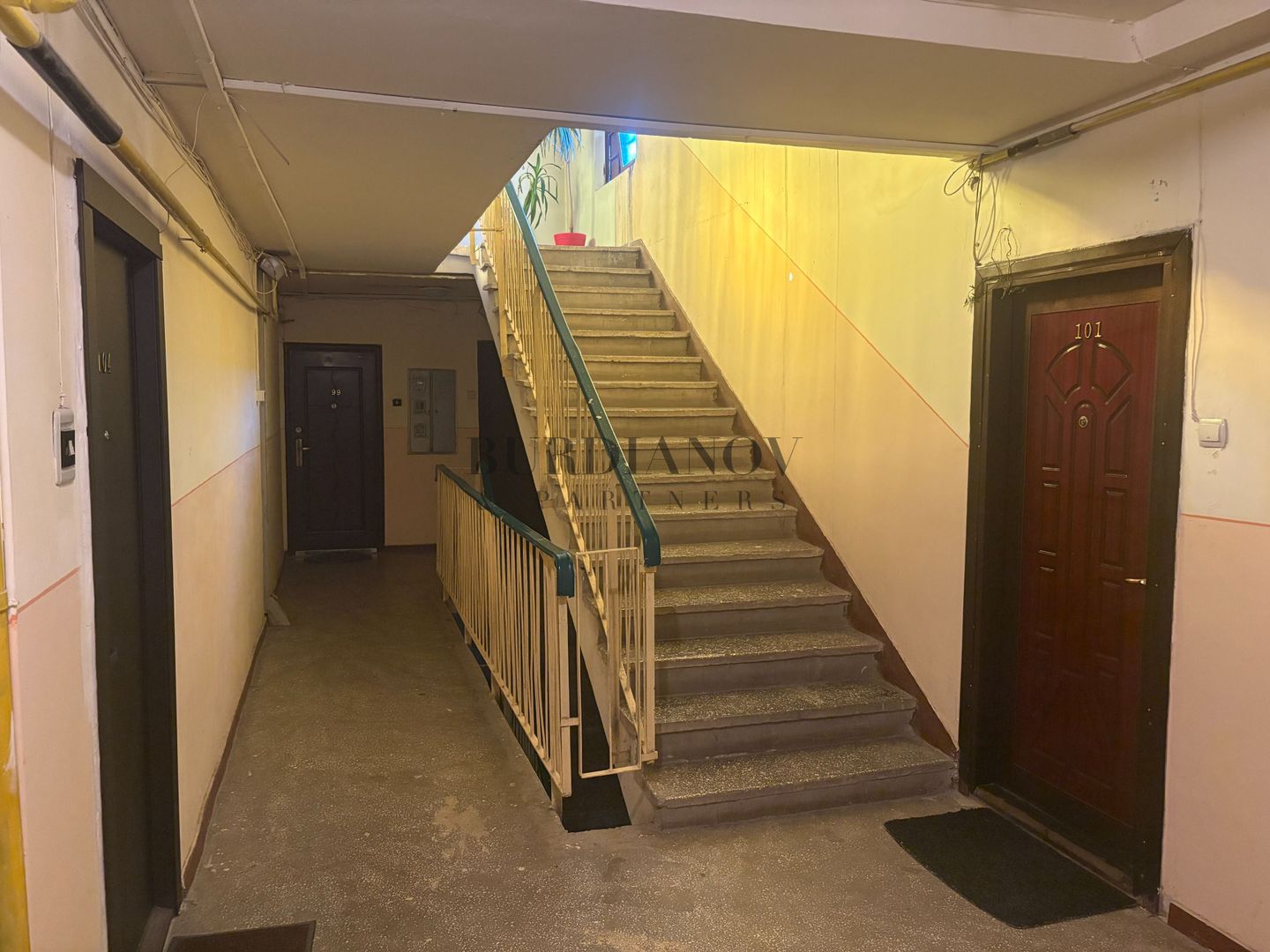 Apartament cu 3 camere - Centrală proprie - Metrou Apărătorii Patriei - Poză 15