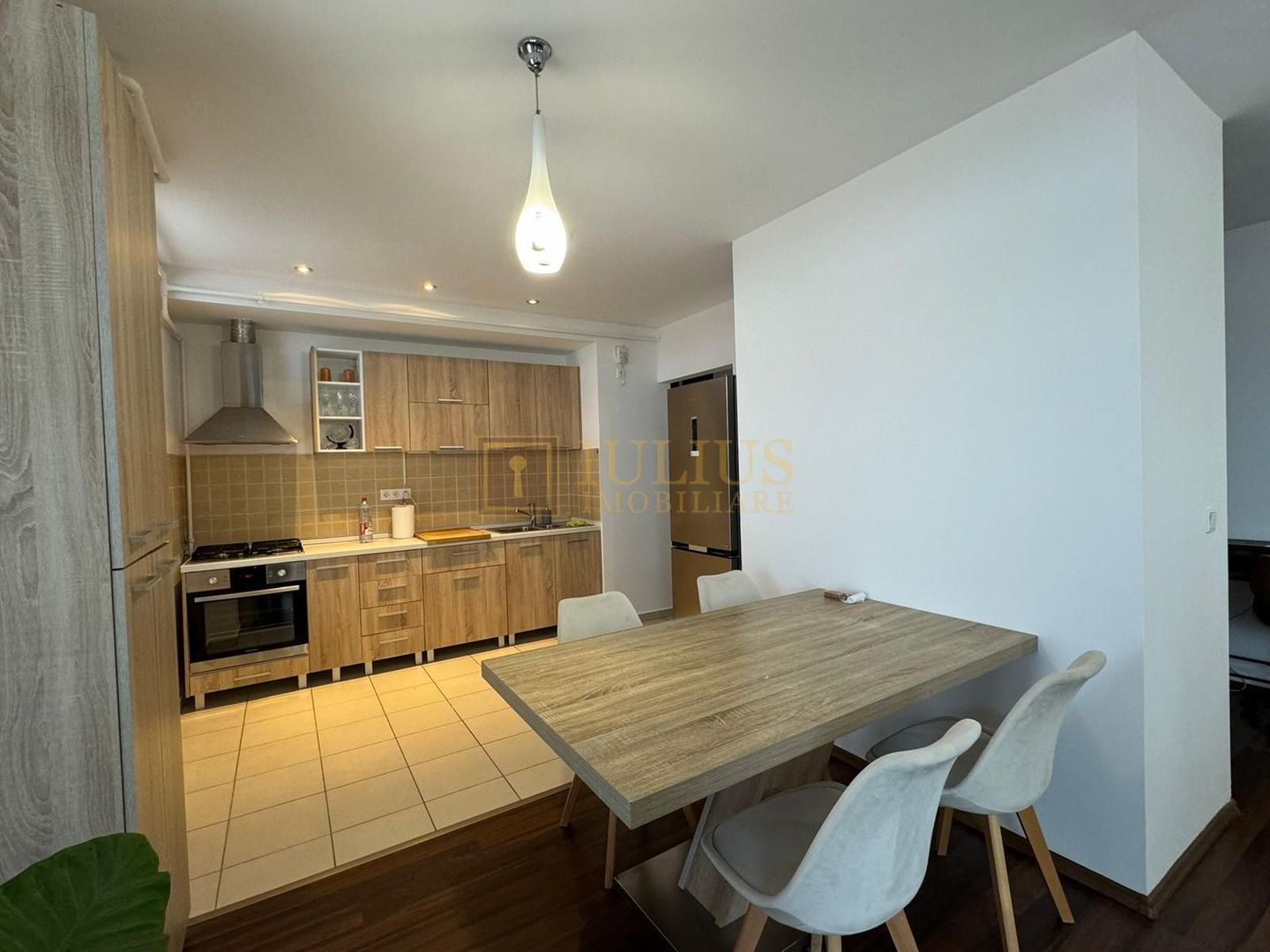 Penthouse| 2 Camere| Uranus Plaza| loc de parcare| balcon deschis - Poză 8