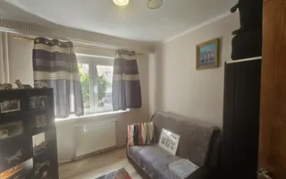 Apartament 4 camere, etaj 1 – Exercițiu, lângă Poștă - Poză 17