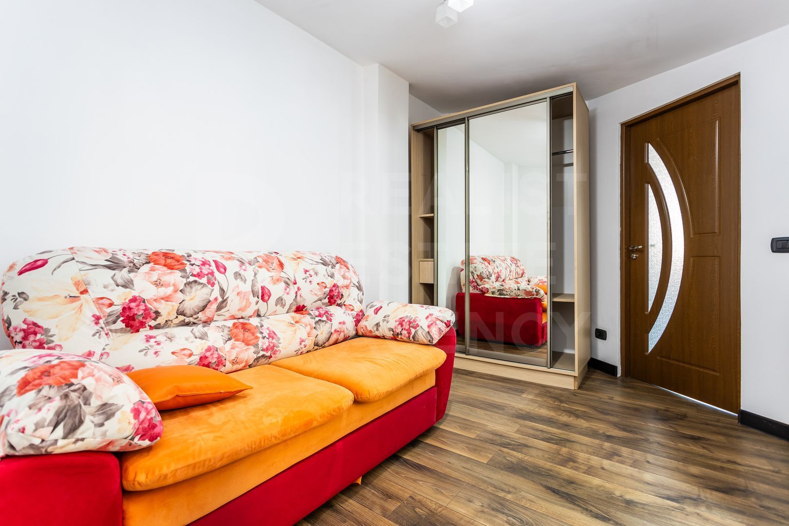 Chirie, apartament, 2 camere, strada Alexei Şciusev, Centru - Poză 6