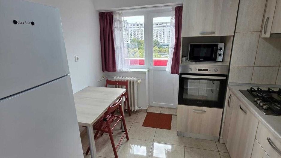 Închiriez apartament 2 camere – Piața Alba Iulia, vedere panoramică - Poză 5