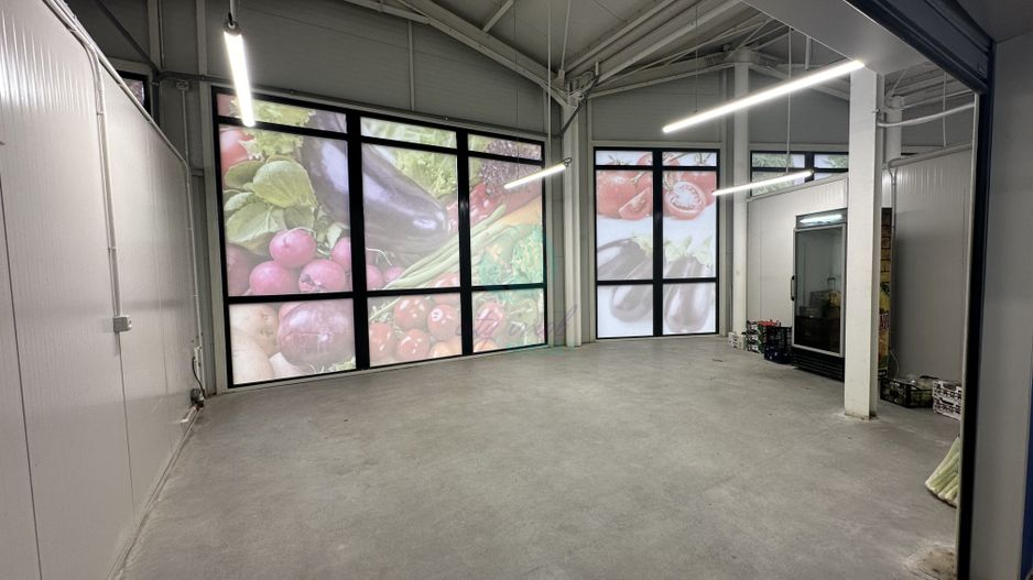 Spatii comerciale de inchiriat in PIATA DELFINULUI - Poză 6