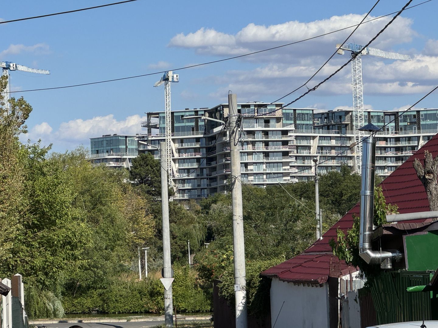 LACUL TEI - Tei Toboc, imobil teren 200 mp. plus casa din caramida - Poză 22