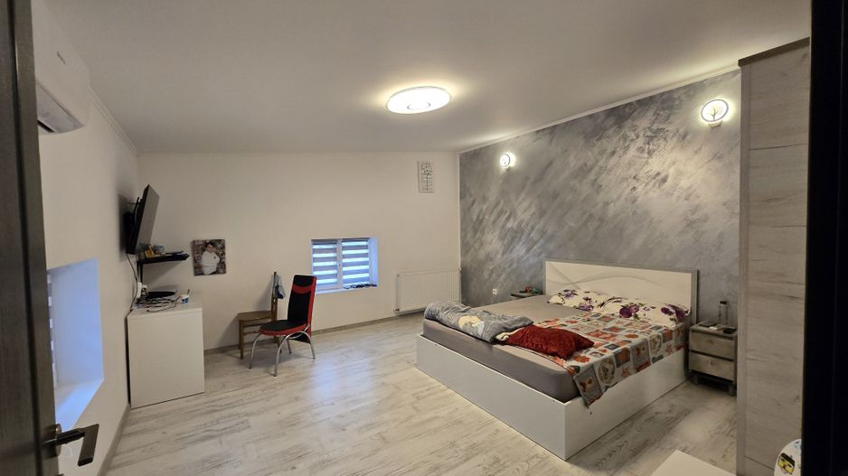 Casa 6 camere 165mp + 160m curte liber Piata Sudului, Obregia, Berceni - Poză 14