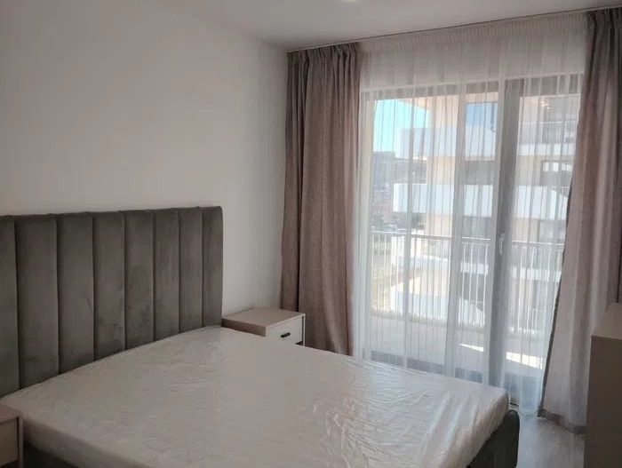 Închiriez apartament proaspăt finisat și utilat modern - Poză 2