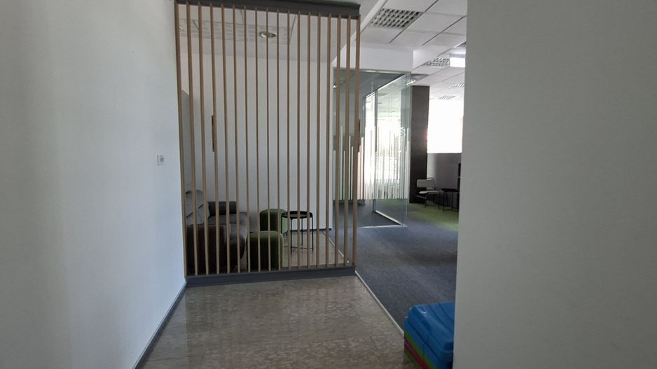 Spatiu pentru birou 258mp - Piata 700 - Poză 23