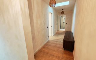 Casa, 3 camere, 2 bai, TOTUL NOU, ultrafinisata, parcare, Central - Poză 11