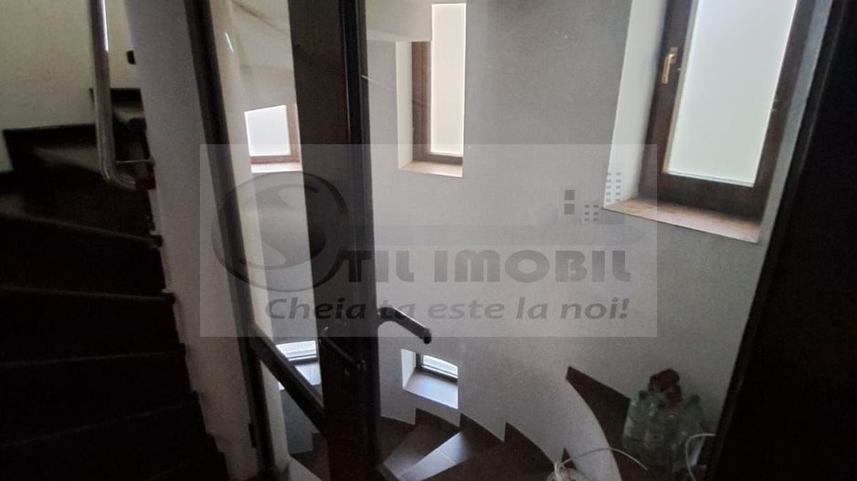 Casa/Vila de Inchiriat COPOU - 3000 euro - Poză 35