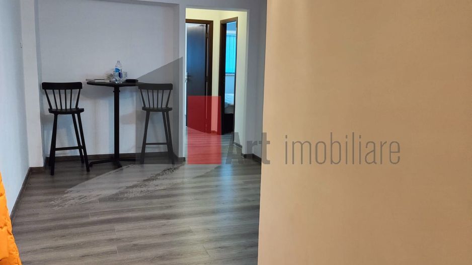 Apartament 3 camere Piața Gorjului - Poză 1